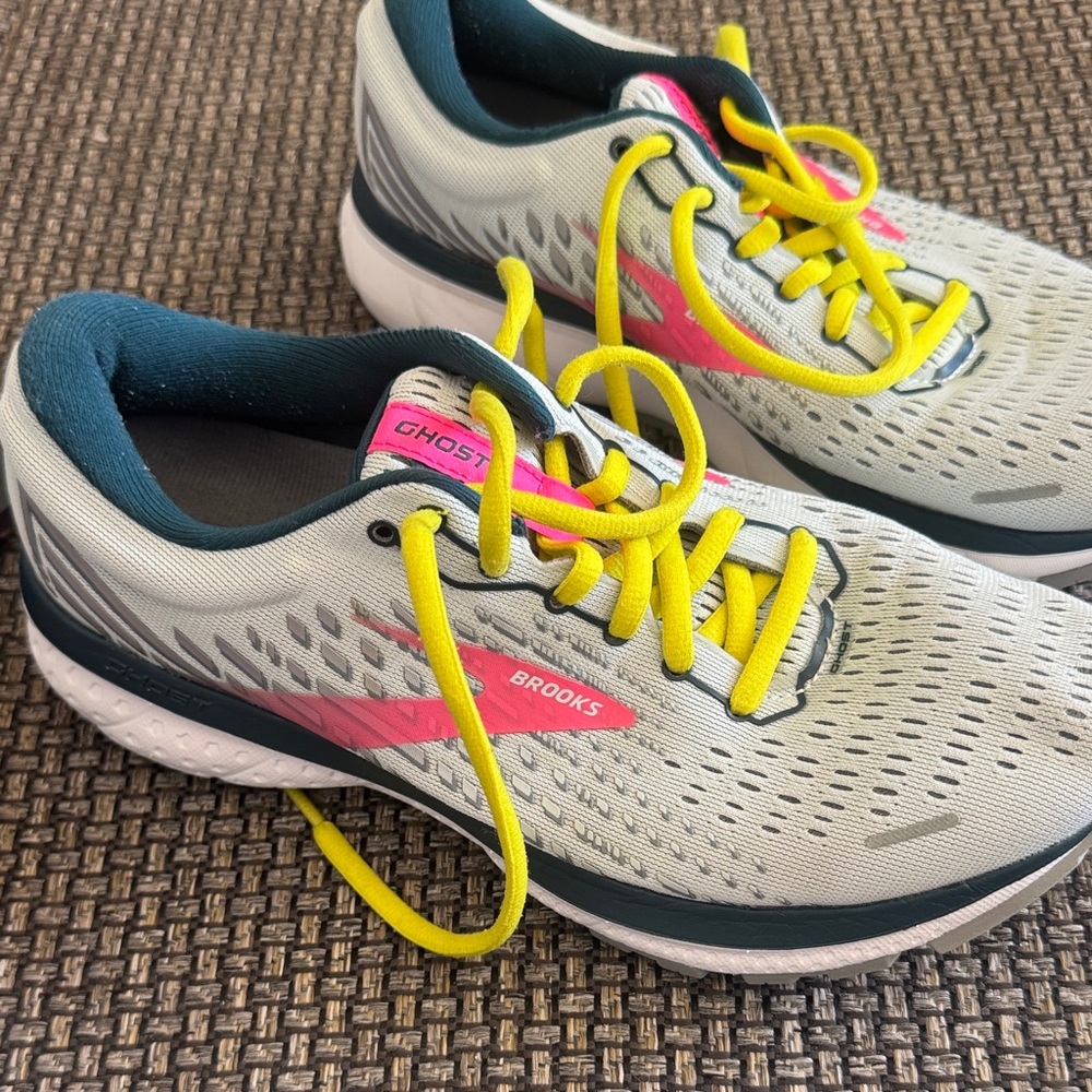 Brooks Women's Athletic Shoes - Gray, Pink, and Yellow